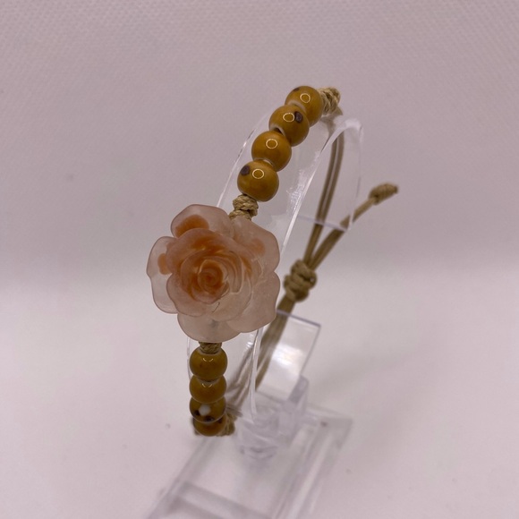 Peachy Rose Charm Beaded String Bracelet - Picture 1 of 2